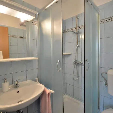 Laura - Mdn106 Appartement Ližnjan
